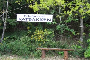 Og for at vi ikke glemmer, hvad det hele handlede om: "Friluftscenter KATBAKKEN".